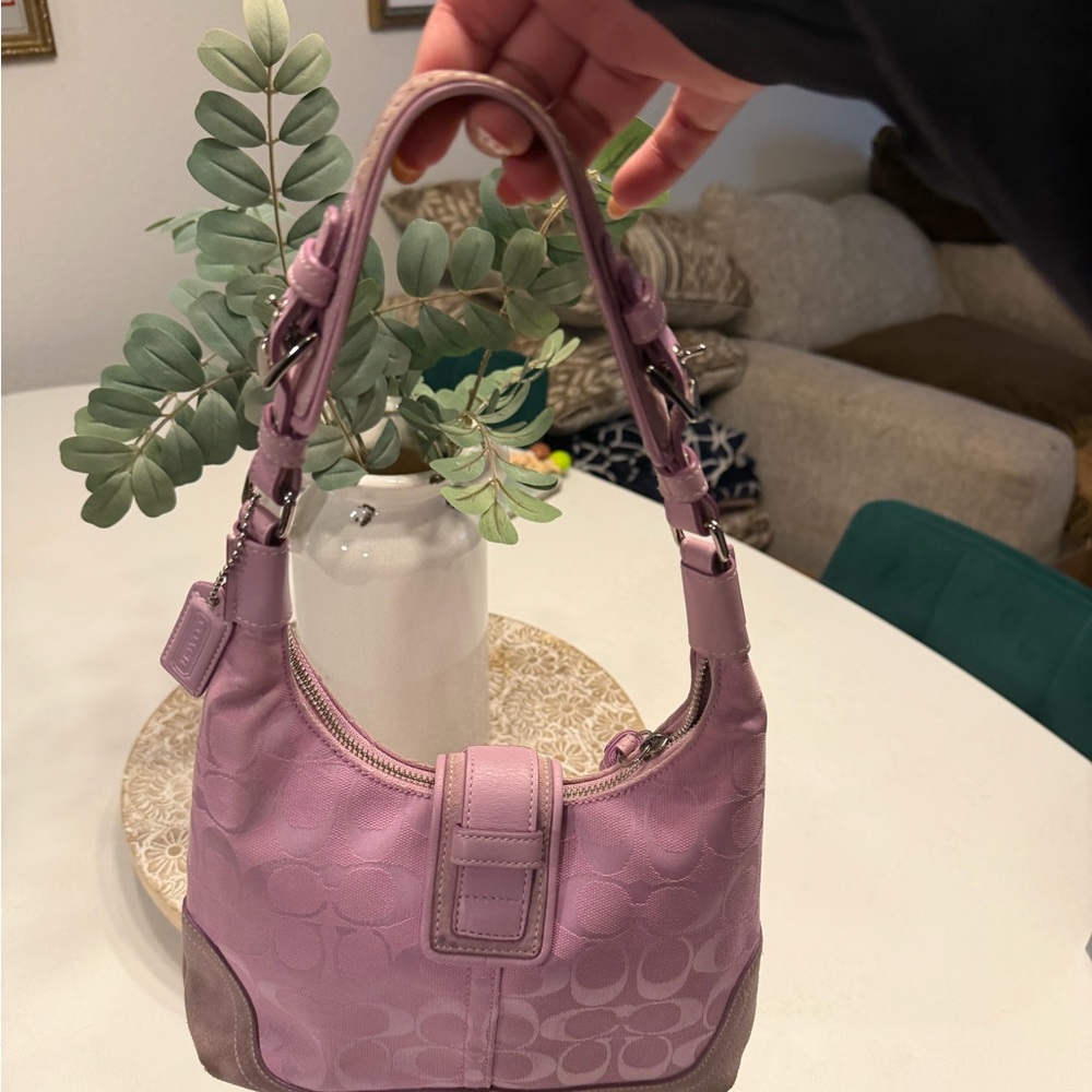 Coach Light Pink Signature Jacquard Hobo Bag - Picture 8 of 13